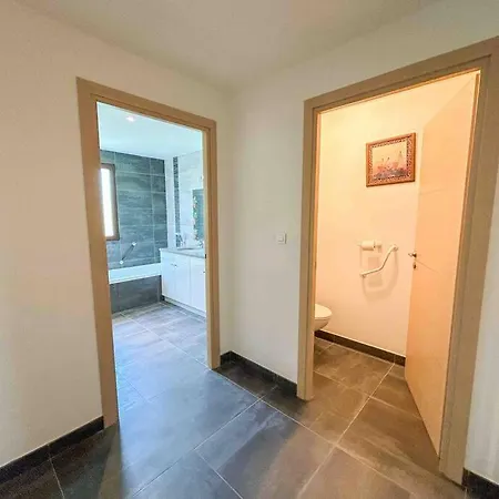 Apartment 144m2 Au Coeur De Avec Garage *