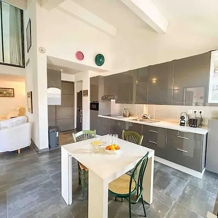 Apartment 144m2 Au Coeur De Avec Garage