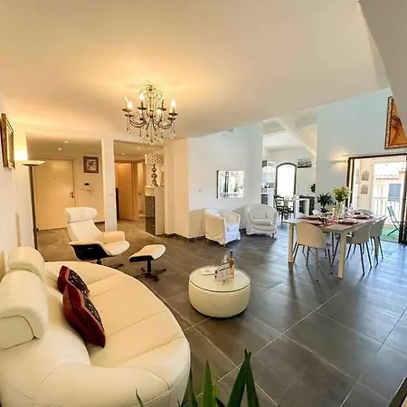 Apartment 144m2 Au Coeur De Avec Garage
